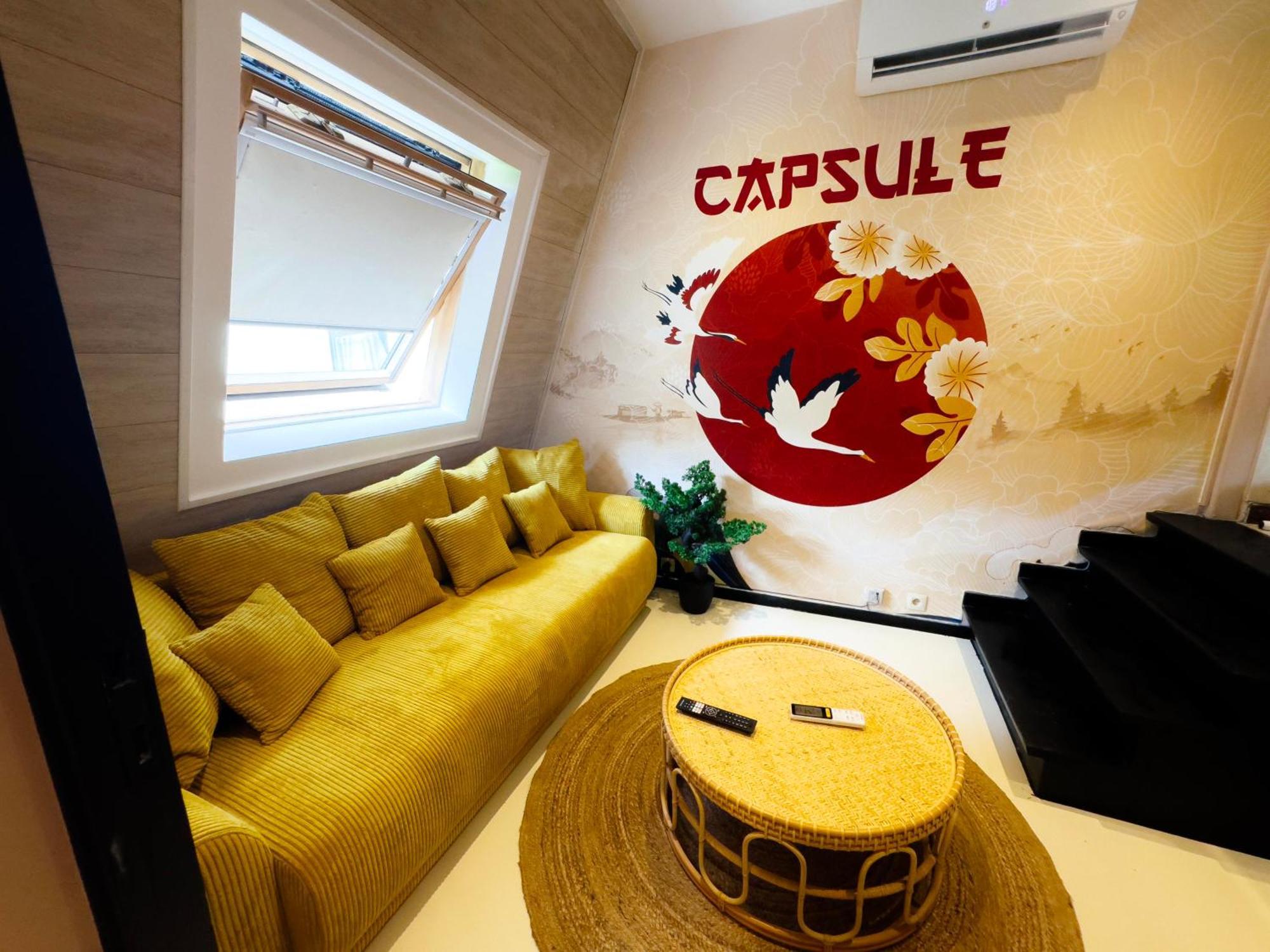 Capsule Lotus-Balneo-Sauna-Billard-Nintendo Hastiere-par-dela Εξωτερικό φωτογραφία